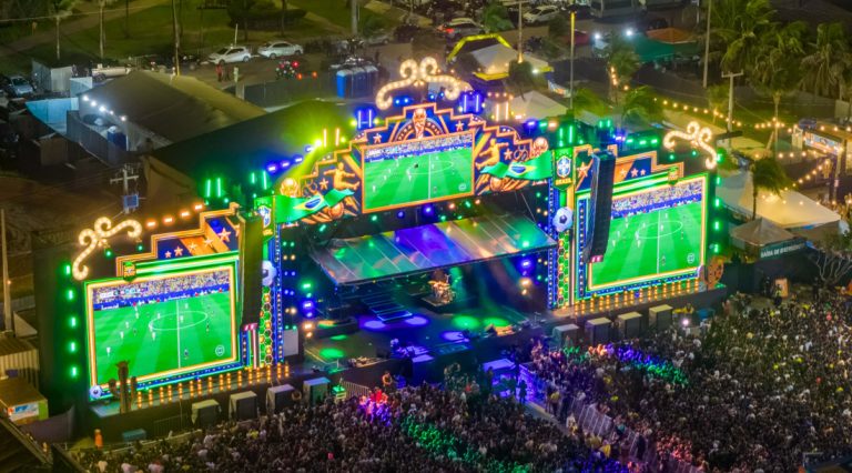Arraiá do Povo transmite jogo do Brasil na Copa com festa junina