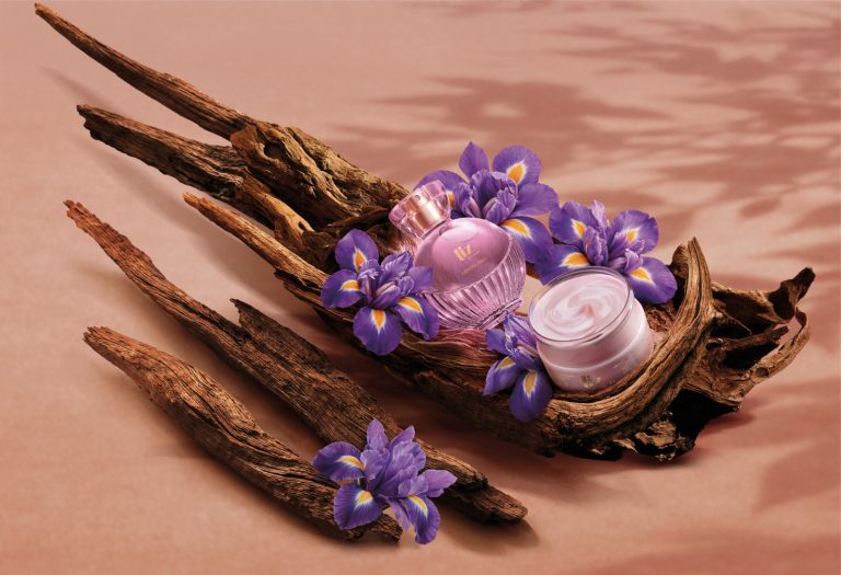 Boticário lança Liz D’Essence, fragrância amadeirada que encanta mulheres
