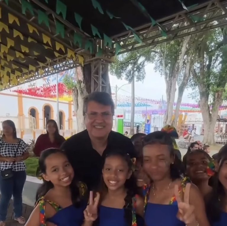FECUTARTE celebra cultura e educação nas festas juninas de Estância