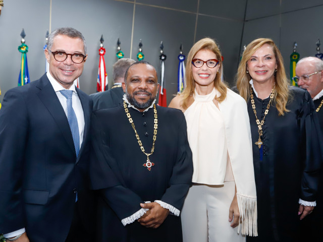 Kleidson Nascimento toma posse como desembargador do TJSE, marcando a história do Judiciário sergipano
