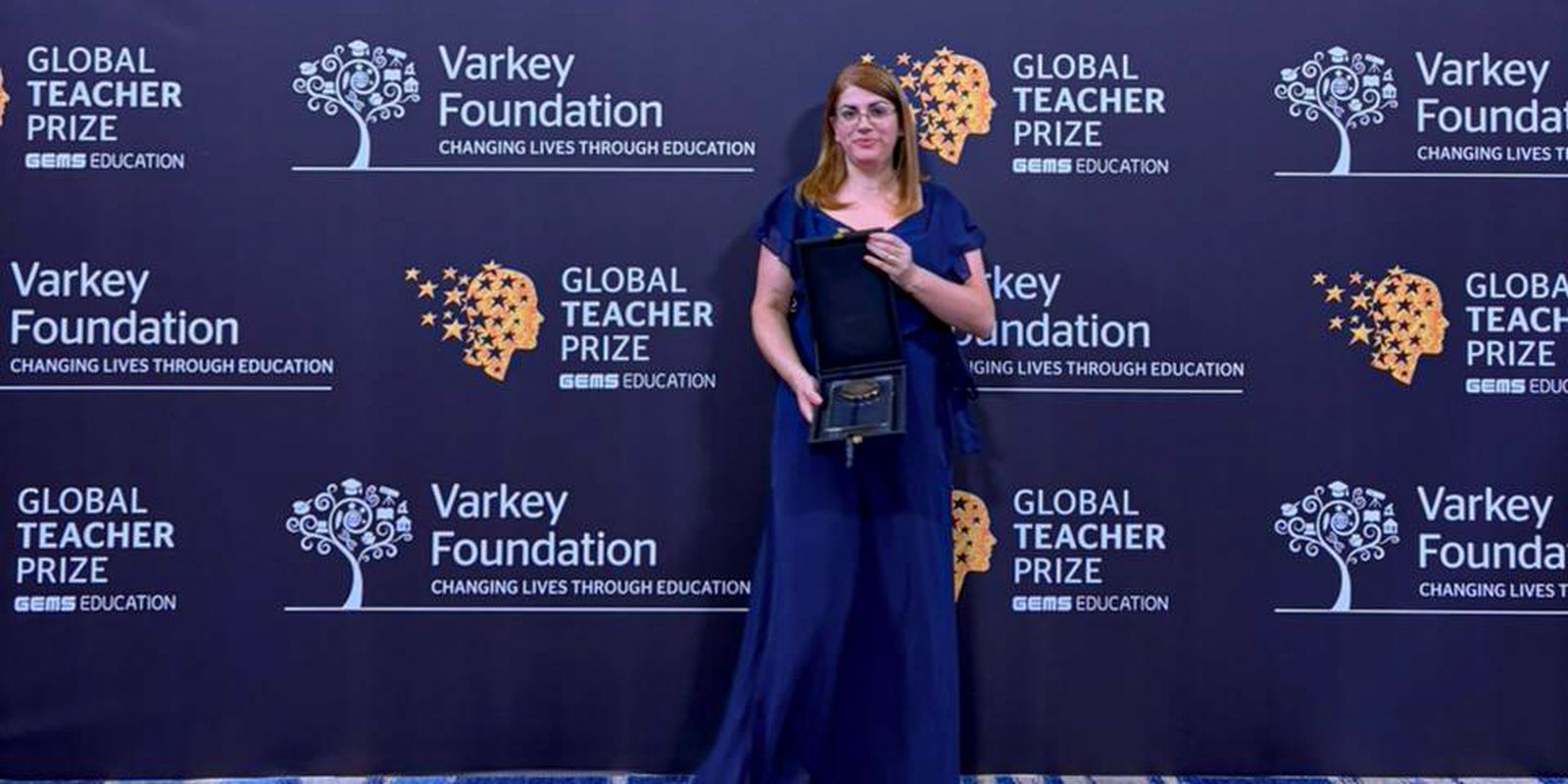 Sucata vira robótica e leva professora brasileira ao topo mundial