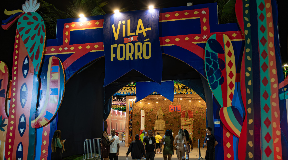 Vila do Forró celebra segunda com shows, quadrilha e teatro em Aracaju