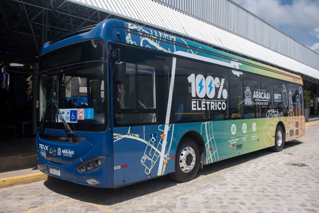 Aracaju recebe mais 15 ônibus elétricos e chega a 30 unidades na frota