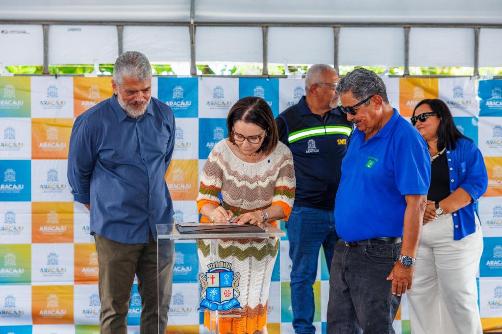 Aracaju regulariza transporte complementar com 289 cooperados
