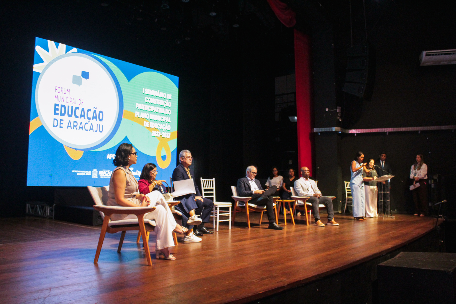 Prefeitura promove seminário para construção participativa do Plano Municipal de Educação 2027-2037