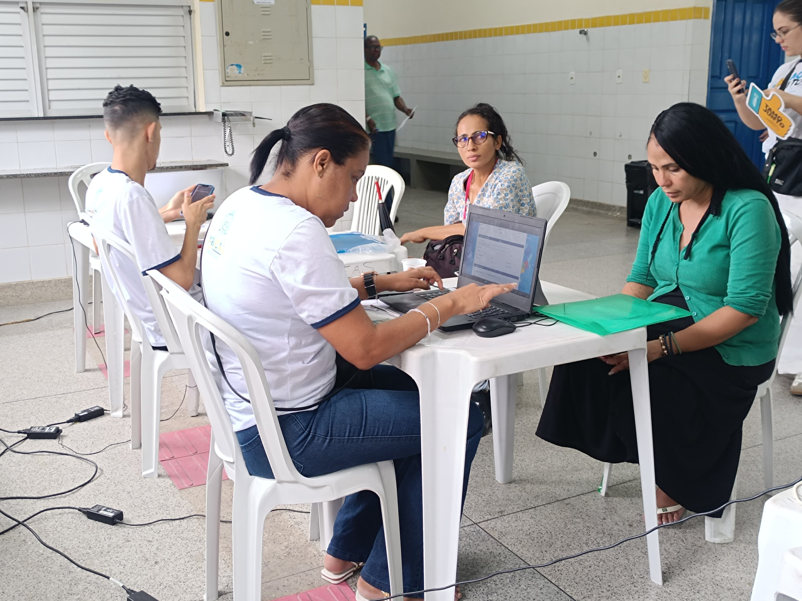 Semfas leva serviços socioassistenciais à população no Tamo Junto Aracaju