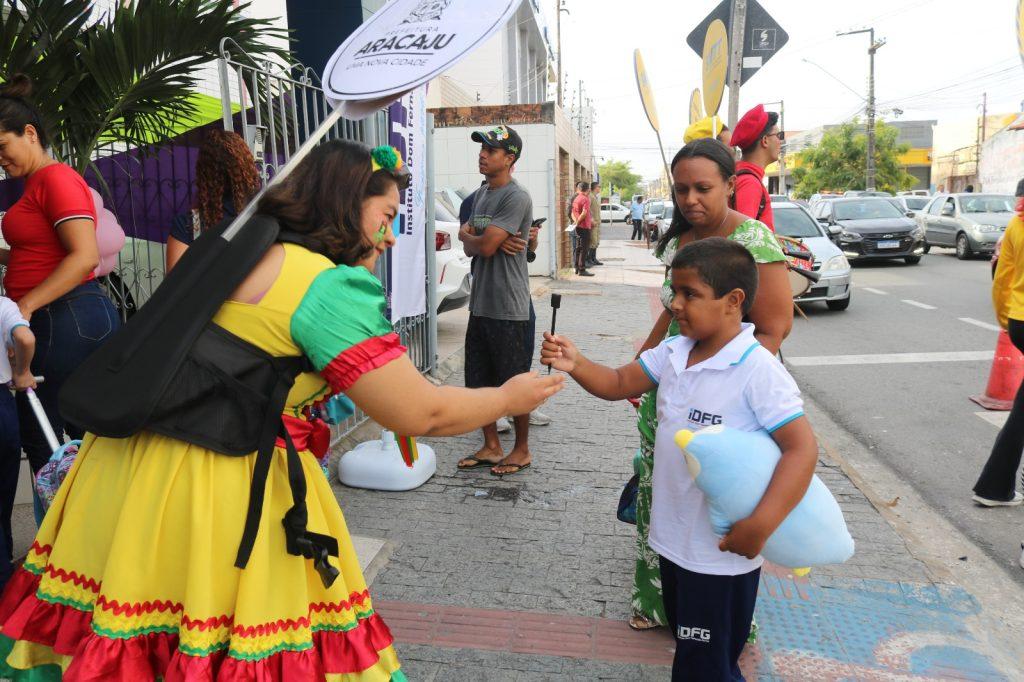 SMTT lança semana educativa de trânsito com teatro e palestras em Aracaju
