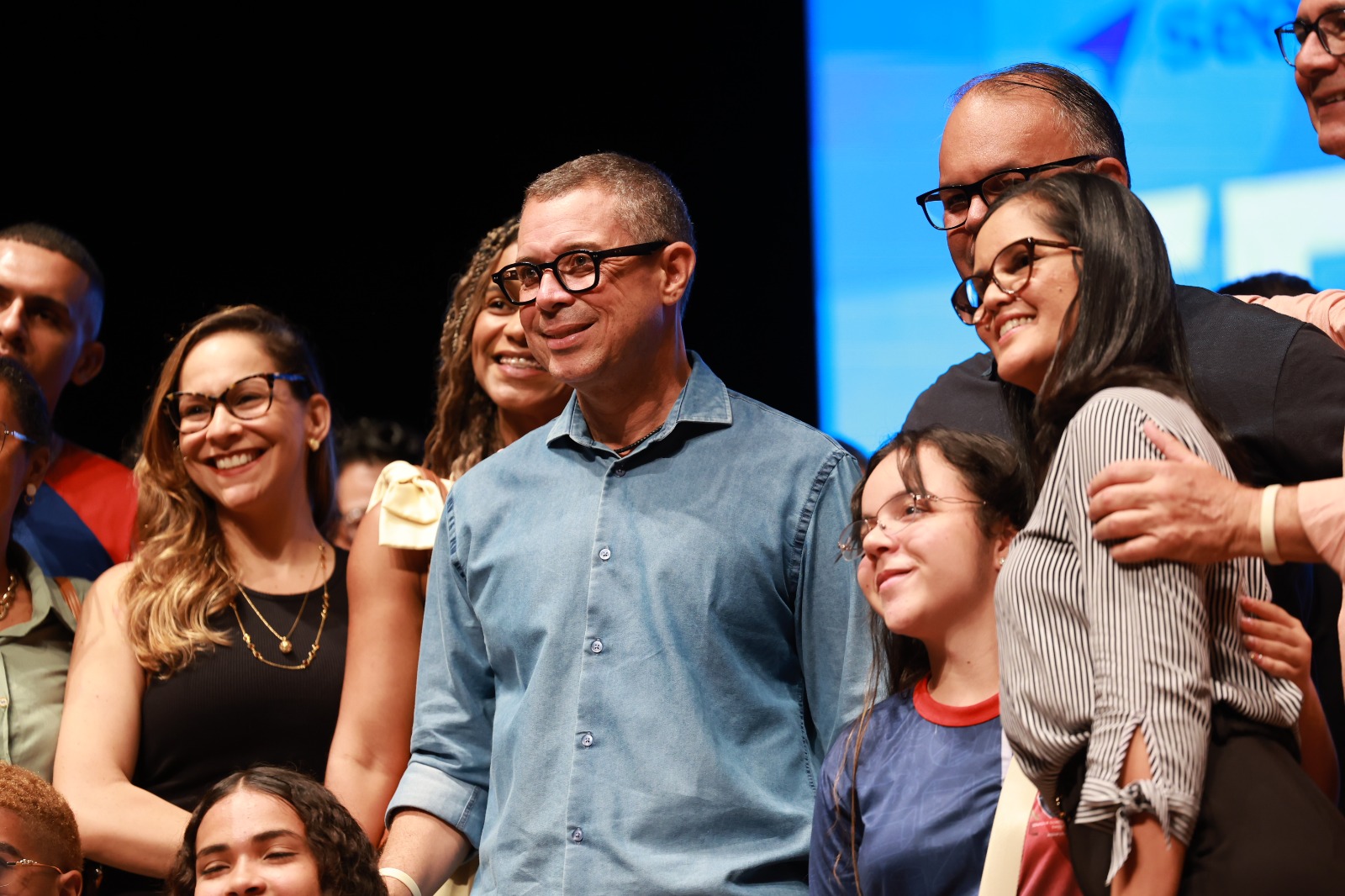 Governador Fábio reforça compromisso com educação ao garantir posse de 300 docentes