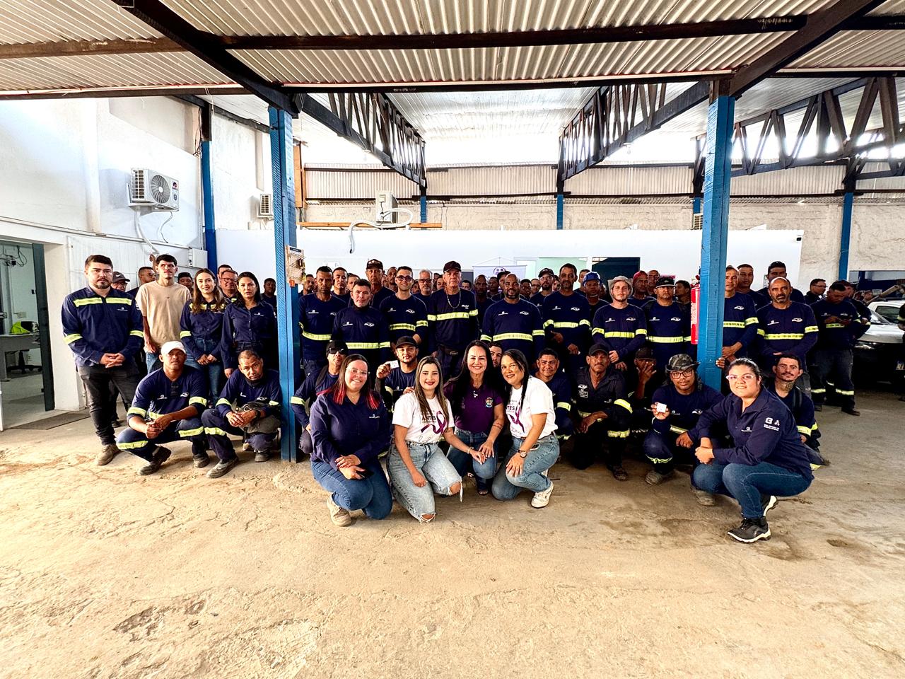 Aracaju encerra Agosto Lilás com ação educativa em empresa