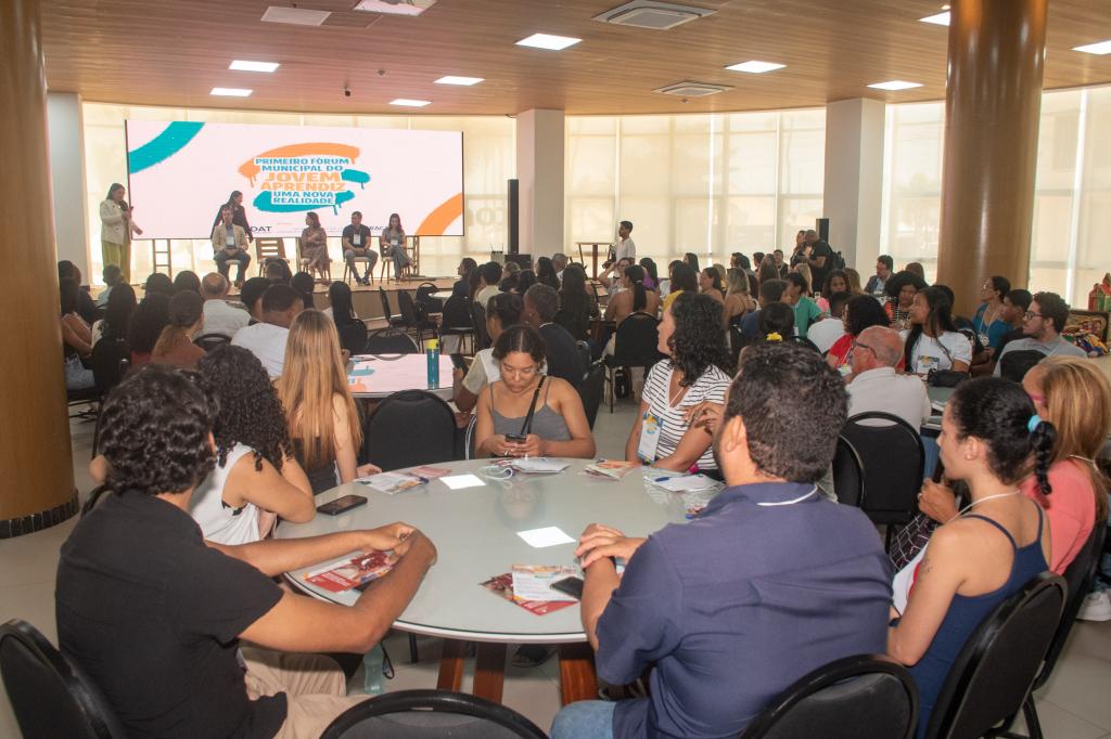Fórum do Jovem Aprendiz debate desafios da qualificação em Aracaju