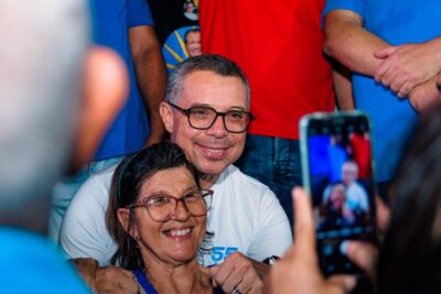 Barra dos Coqueiros recebe carreata com milhares de apoiadores