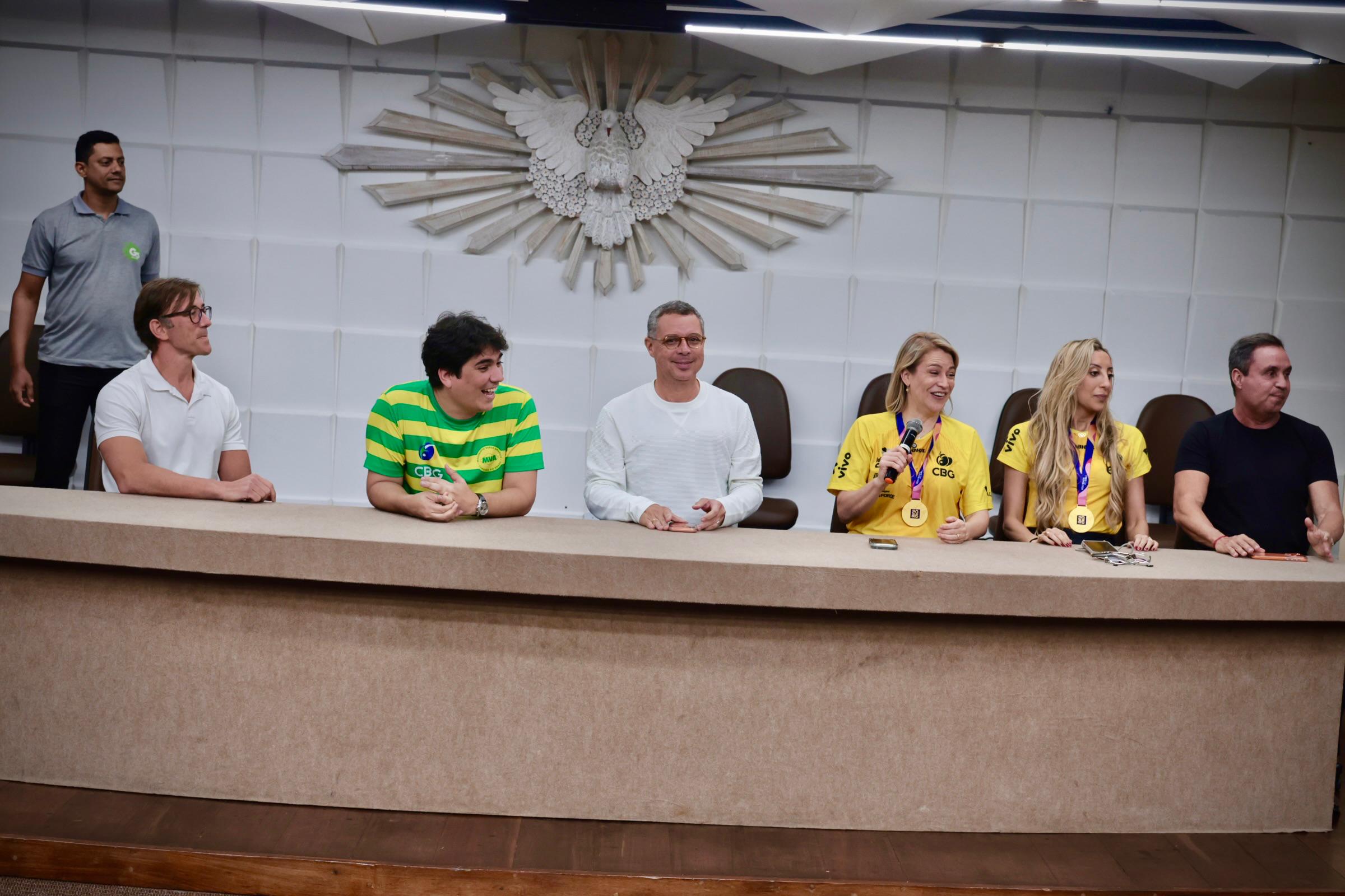 Seleção Brasileira de Ginástica Rítmica recebida no Palácio dos Despachos