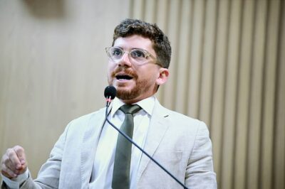 Mobilidade em Aracaju: vereador critica catracas duplas e pede transporte de qualidade