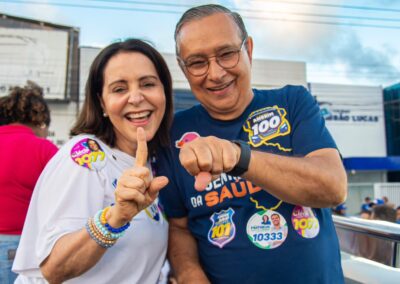 Eduardo Amorim reencontra moradores de Nossa Senhora do Socorro