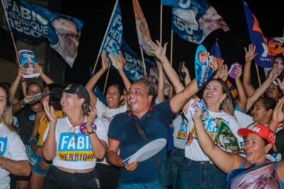 Rua cheia no Eduardo Gomes marca a caminhada de Fábio Henrique