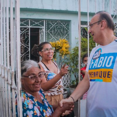Fábio Henrique leva proposta para mães solo a moradores do Tamandaré, em Aracaju