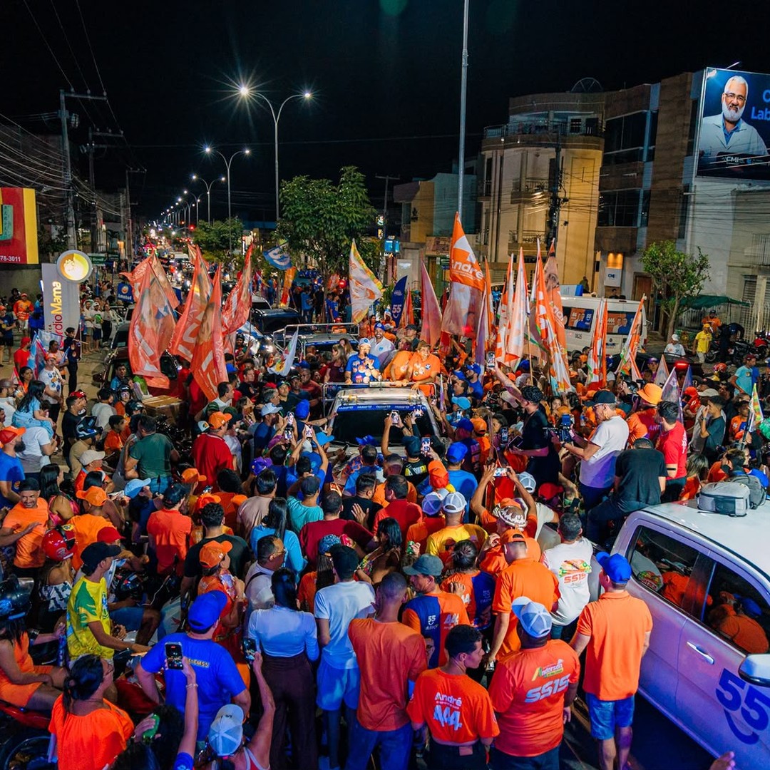 Bandeiras e festa marcam a carreata de Fábio Mitidieri em Itabaiana