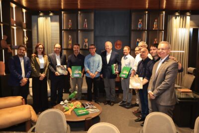 Sergipe recebe executivos de grupo internacional em visita institucional a Fábio Mitidieri