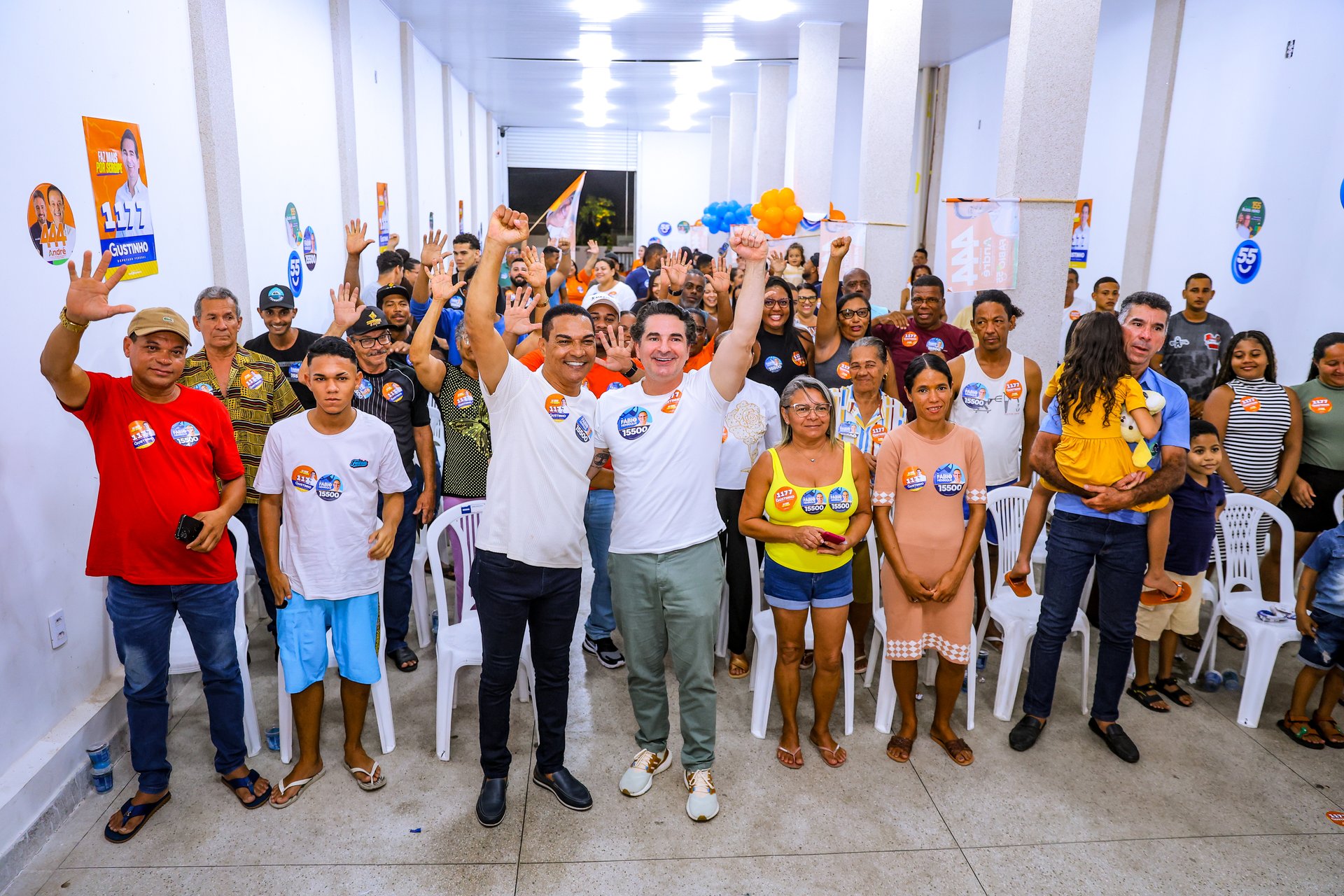 Gustinho Ribeiro reúne moradores do Parque dos Faróis em Socorro