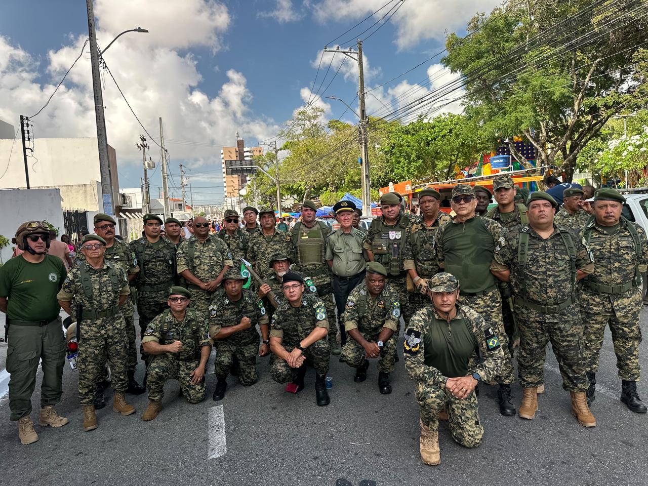 GVEB emociona público e é aplaudido de pé durante desfile de 7 de Setembro em Aracaju