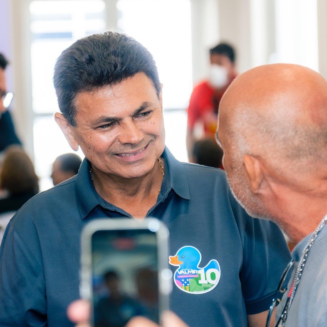 Valmir de Francisquinho se reúne com professores da rede estadual em greve