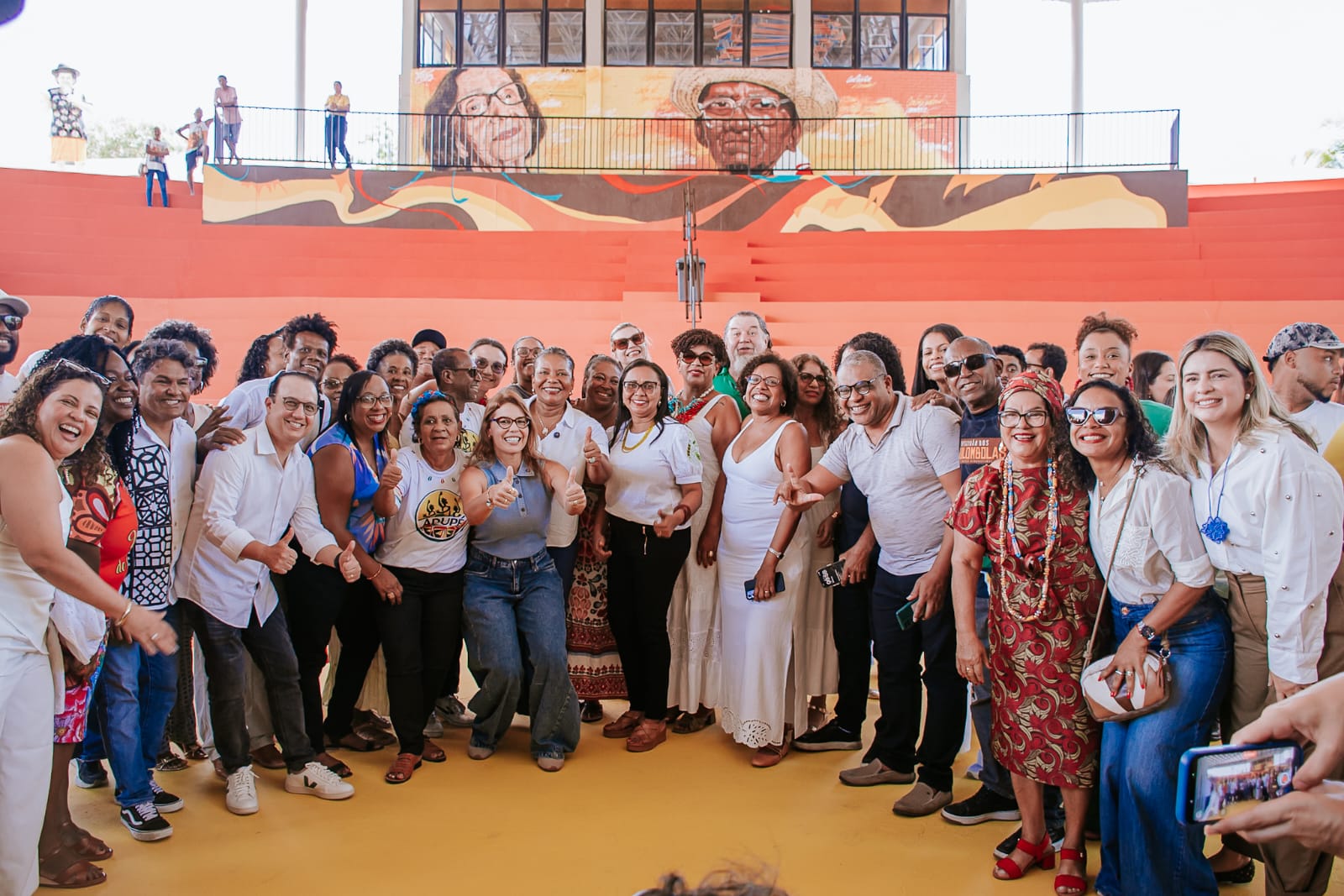 Artistas receberam a ministra da Cultura em Aracaju
